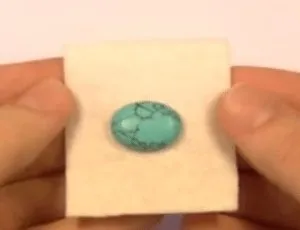 Булавка из бисера.