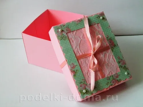 Подарочные коробки